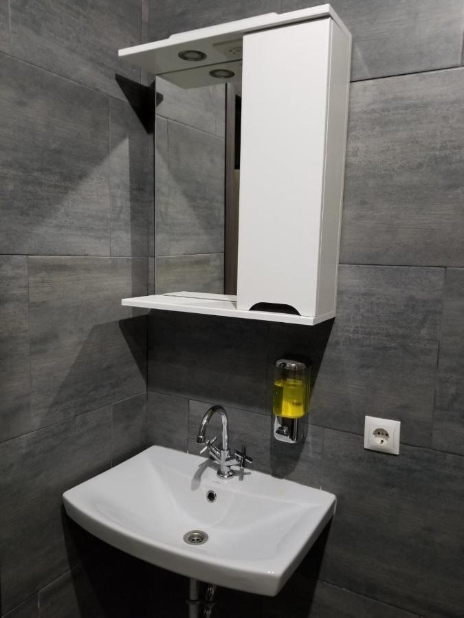 Апарт-Сервис S1 Oujhorod Extérieur photo